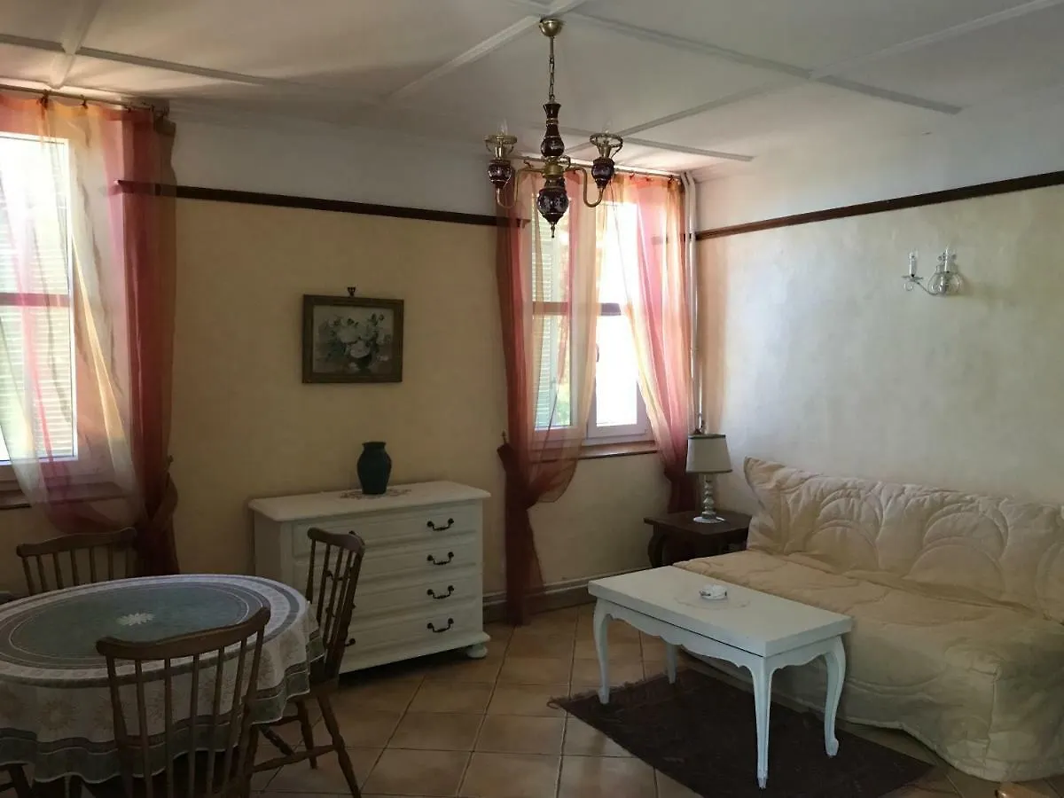 Hébergement de vacances Residence Lou Naouc Grasse France